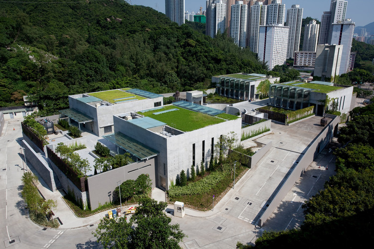 鑽石山火葬場全景