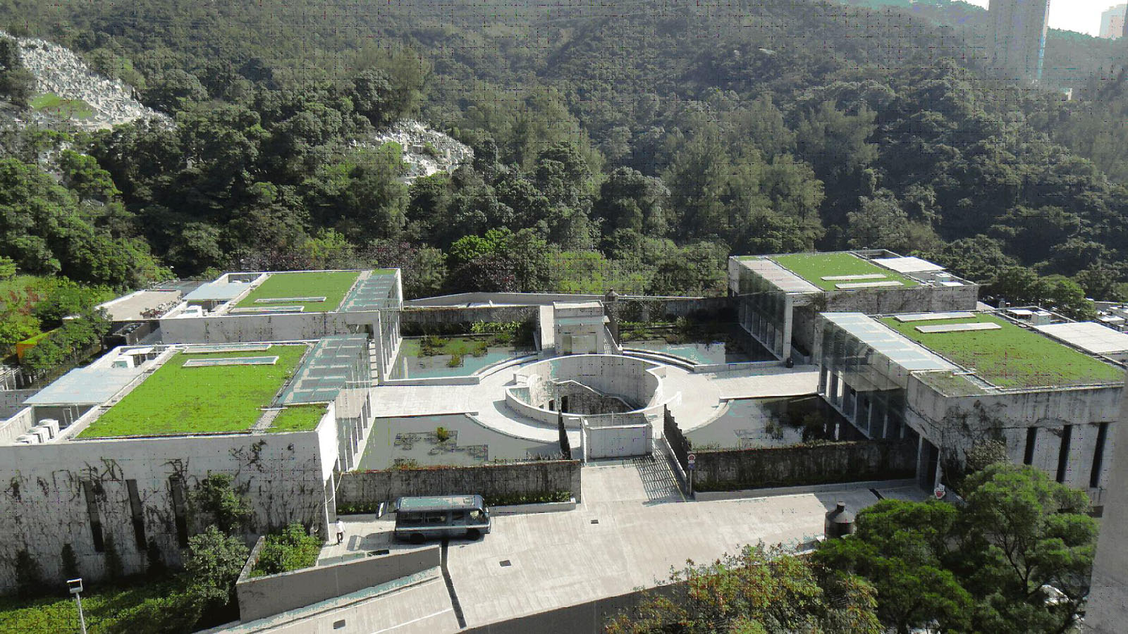 鑽石山火葬場外觀